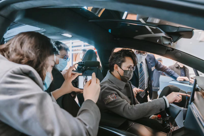 特斯拉Model X Plaid来杭州啦，携最新科技惊艳亮相