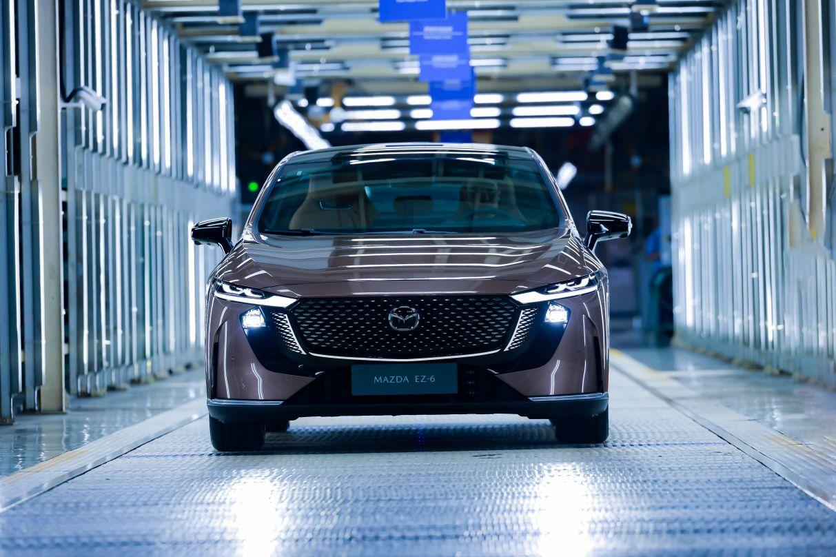 树立合资新能源价值标准+长安马自达MAZDA+EZ-6下线